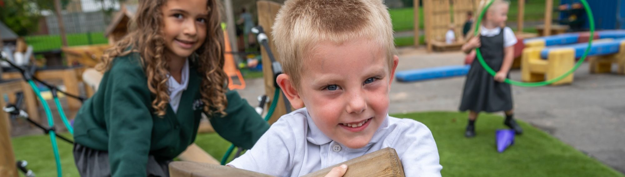 Moss Valley pupils playing outside